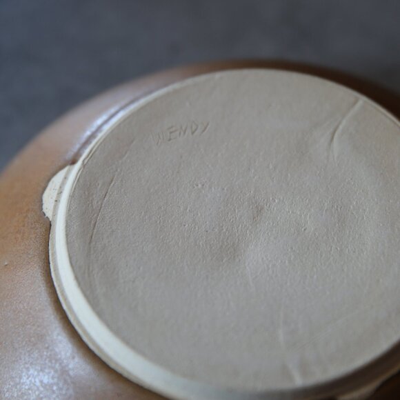 Set of Two Pottery Bowls Artisan Signed - Picture 8 of 10